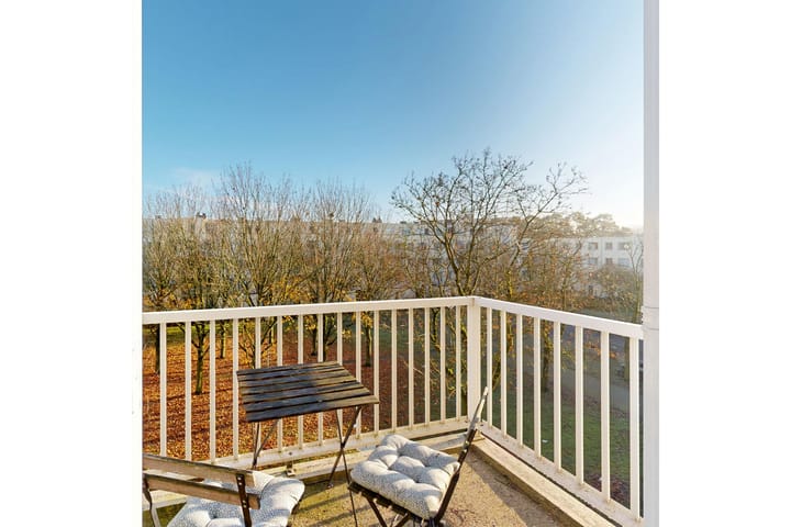 Photo 3 of Dickenslaan 145