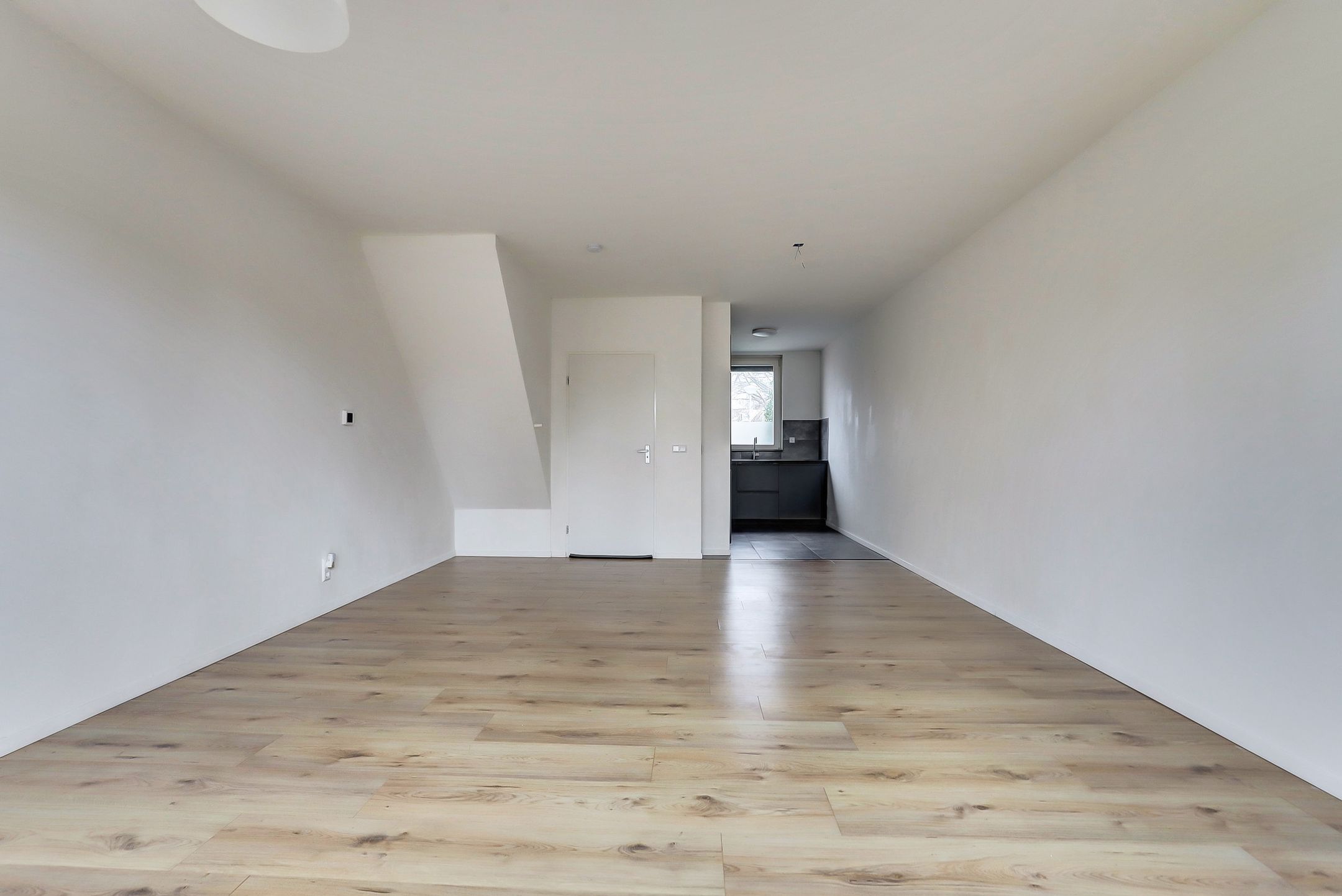 Foto 6 van Hellenburg 13