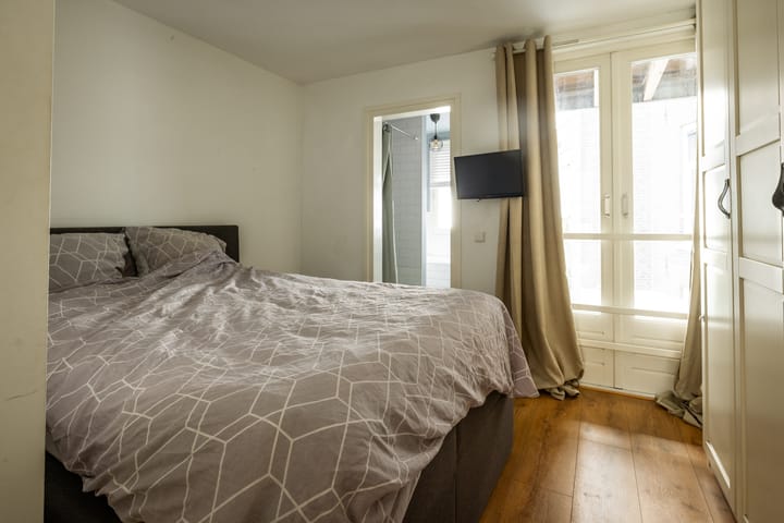 Photo 9 of Kinkerstraat 4-2