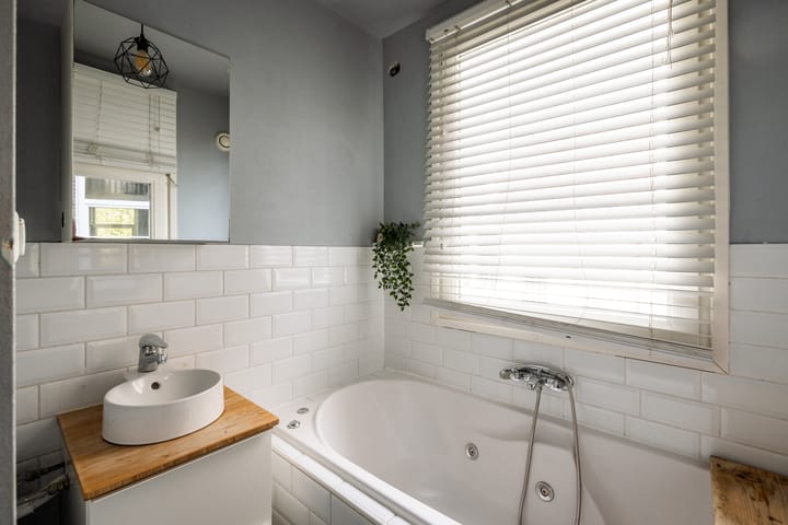 Photo 13 of Kinkerstraat 4-2