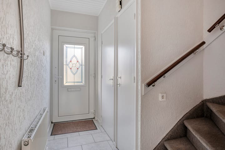 Foto 8 van van Goghstraat 4