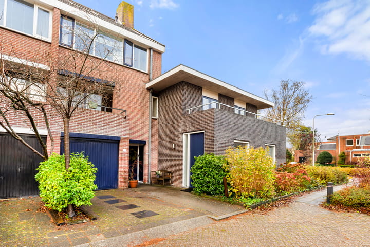 Photo 11 of Dokter W Nijestraat 66