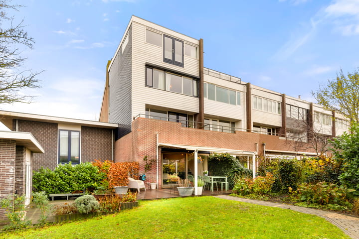 Photo 37 of Dokter W Nijestraat 66