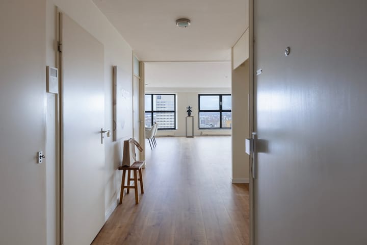 Photo 6 of Weena 253