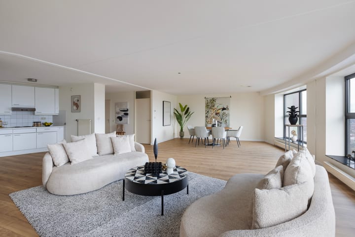 Photo 15 of Weena 253