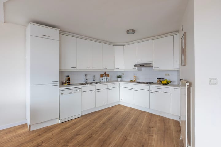 Photo 20 of Weena 253