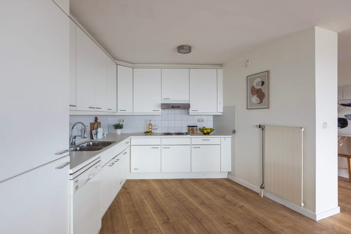 Photo 24 of Weena 253