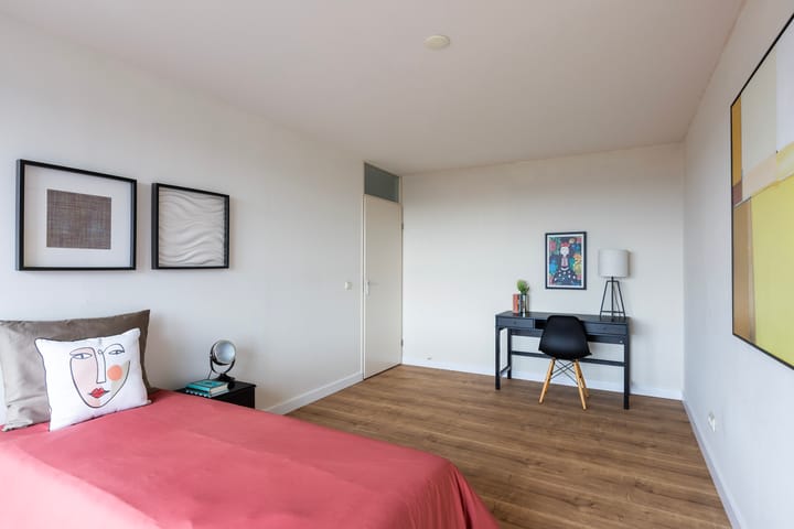 Photo 32 of Weena 253