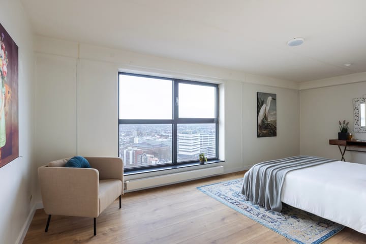 Photo 33 of Weena 253