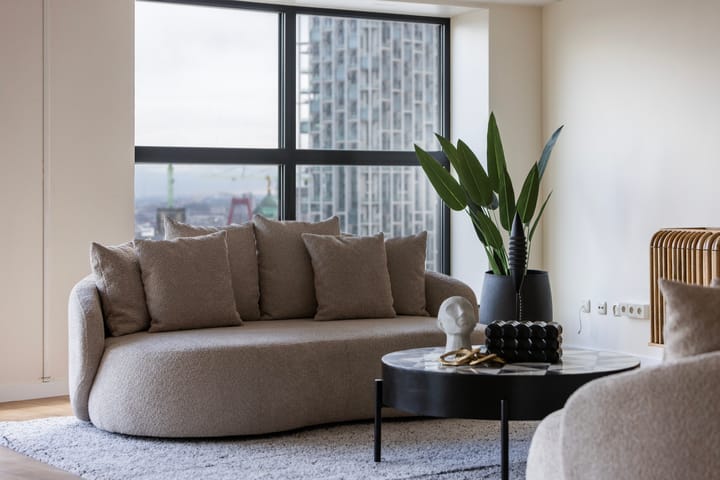 Photo 12 of Weena 253