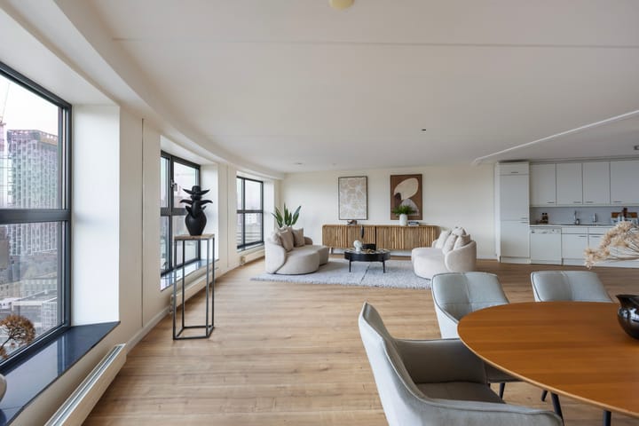 Photo 21 of Weena 253