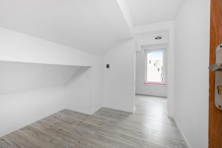 Photo 40 of Straatdijk 14