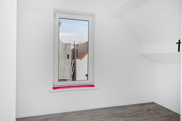 Photo 48 of Straatdijk 14