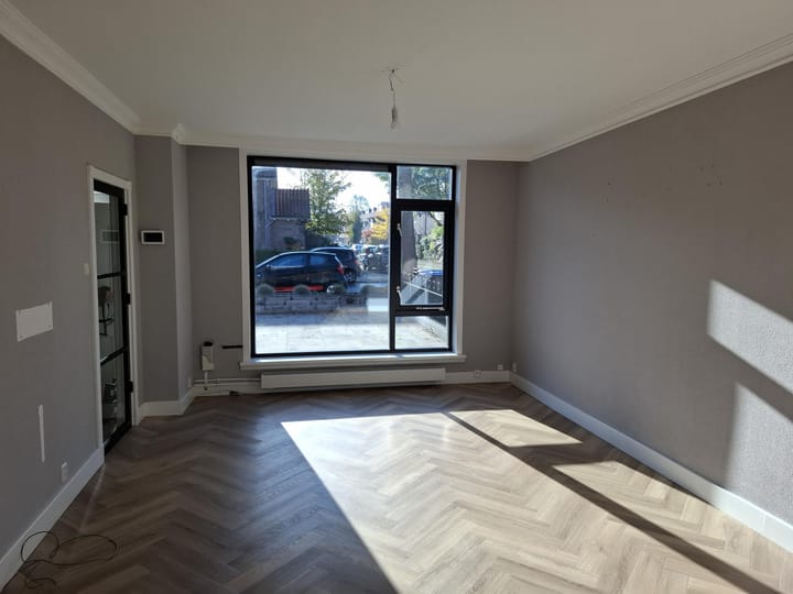 Photo 2 of Amalia van Solmsstraat 87