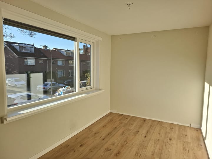 Photo 9 of Amalia van Solmsstraat 87