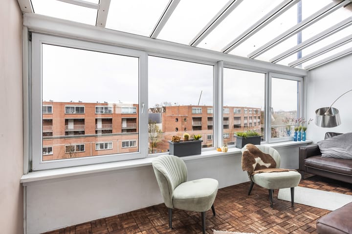 Photo 11 of Weena 931