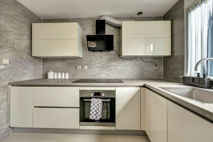 Photo 14 of Thérèse Schwartzestraat 80