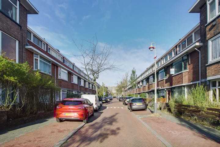 Foto 25 van De Bullstraat 70