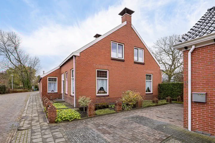 Photo 8 of Houwerdastraat 18