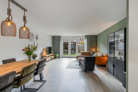 Grote vos 45 secondary image