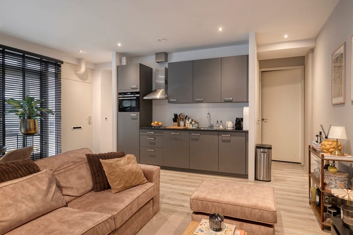 Photo 3 of Corridor 37