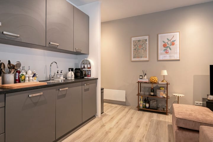 Photo 15 of Corridor 37