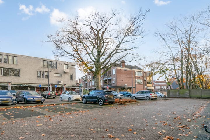 Photo 22 of Corridor 37