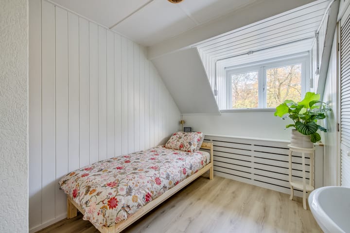 Foto 39 van Noord-Houdringelaan 1