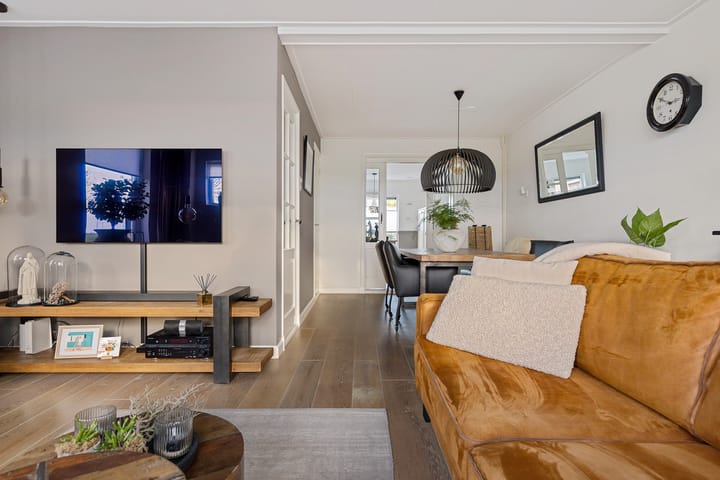 Photo 32 of Heemweg 8