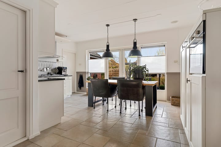 Photo 36 of Heemweg 8