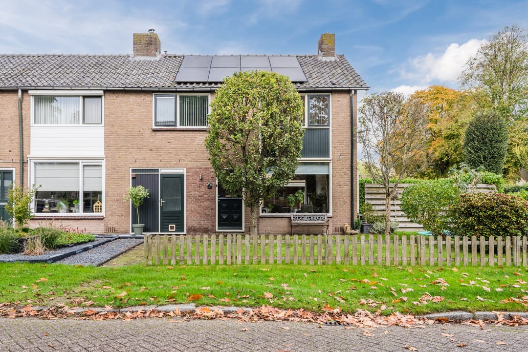 Foto 2 van Julianalaan 10