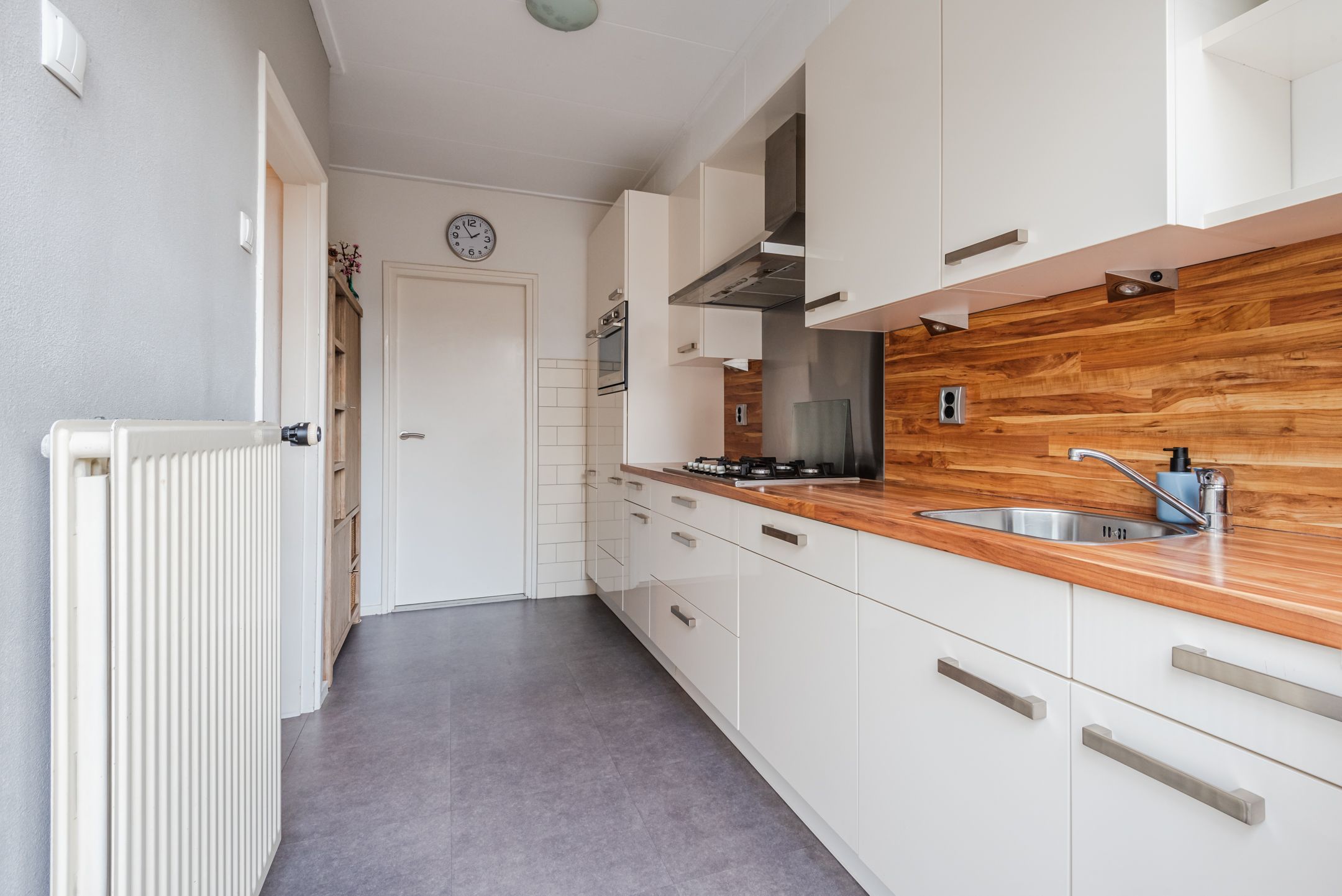 Foto 18 van Julianalaan 10