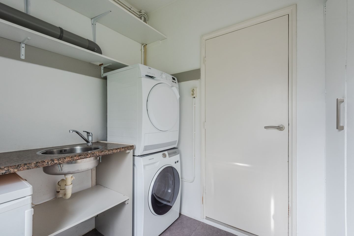 Foto 20 van Julianalaan 10