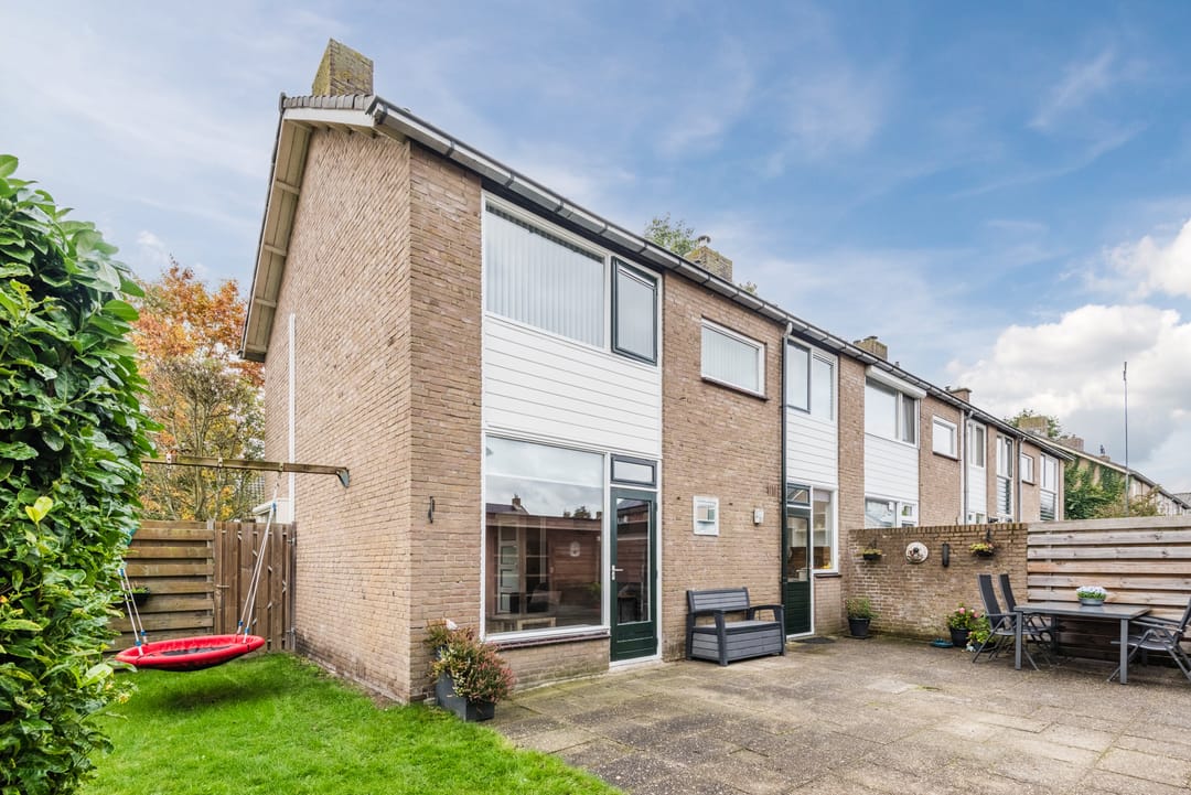 Foto 32 van Julianalaan 10