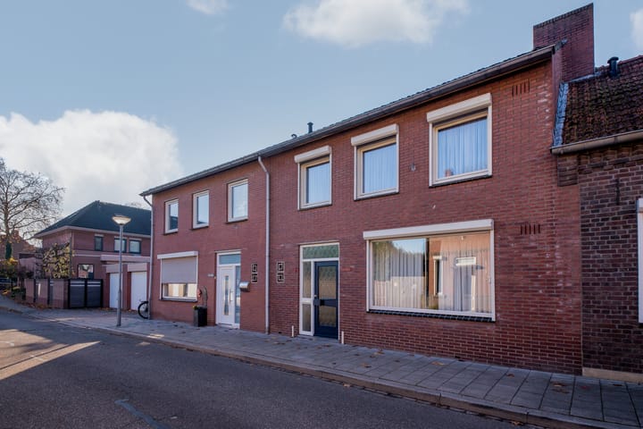 Photo 34 of Zustersstraat 5