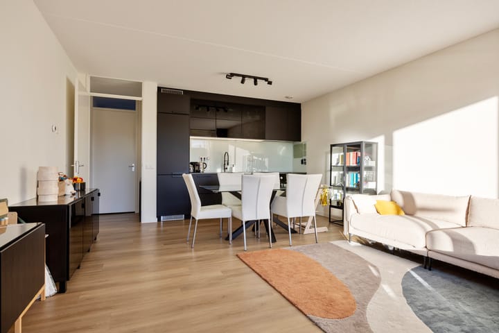 Foto 37 van Louis Armstronglaan 696