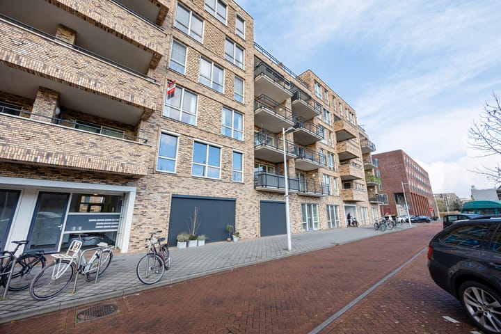 Foto 44 van Louis Armstronglaan 696