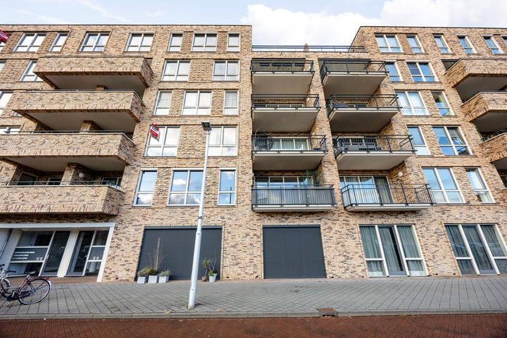 Foto 45 van Louis Armstronglaan 696