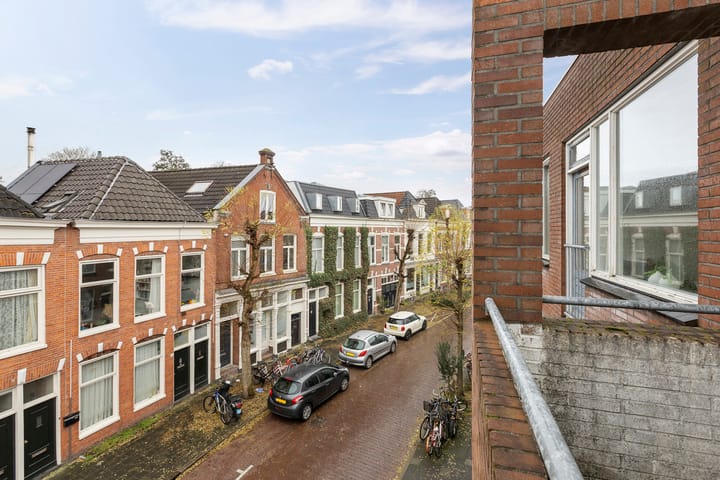 Photo 3 of Eerste Hunzestraat 3-C
