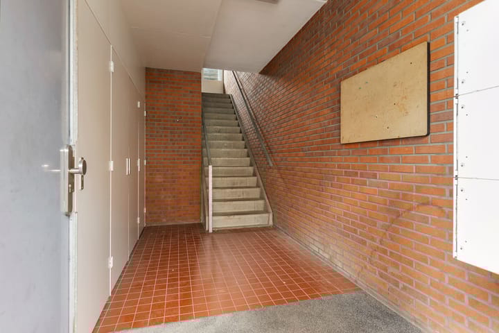 Photo 5 of Eerste Hunzestraat 3-C