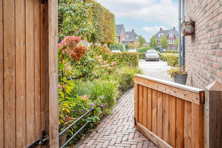 Photo 38 of Meester A Datemalaan 3