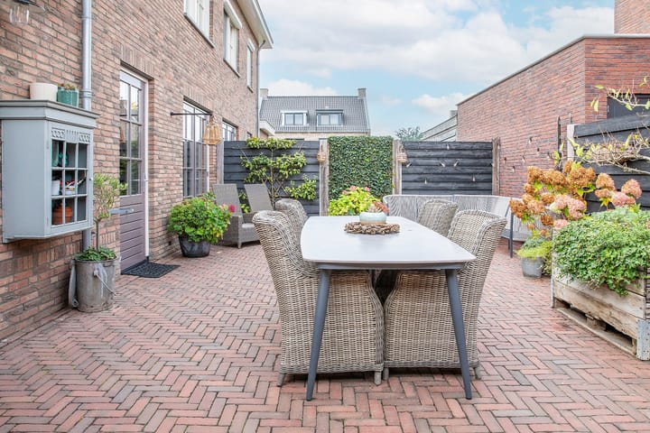 Photo 41 of Meester A Datemalaan 3