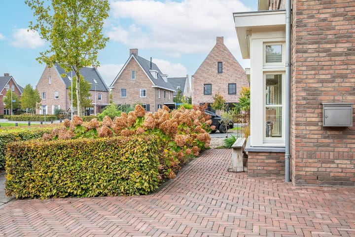 Photo 50 of Meester A Datemalaan 3