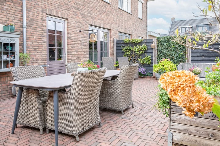 Photo 82 of Meester A Datemalaan 3