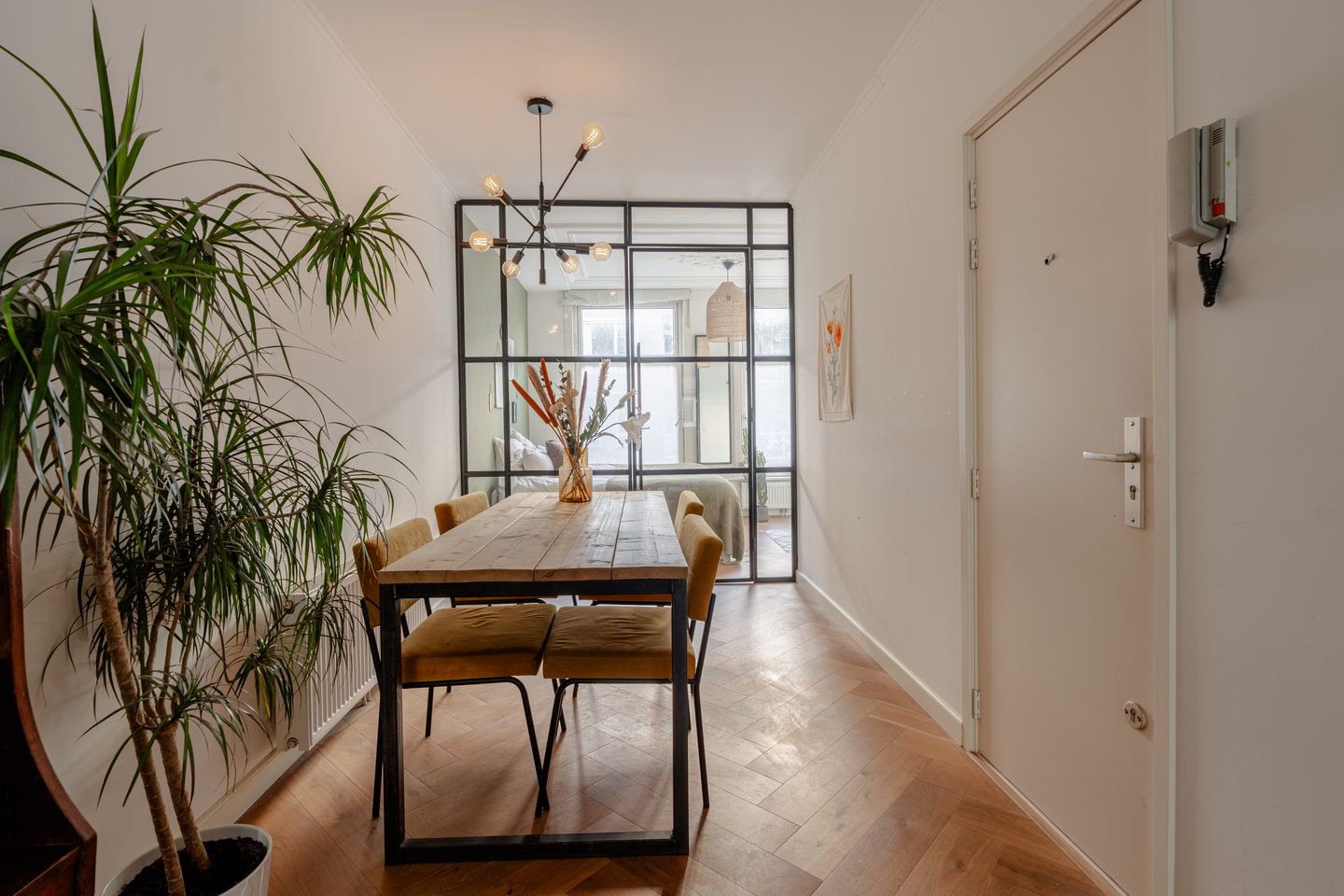 Foto 10 van Joan Melchior Kemperstraat 73-1