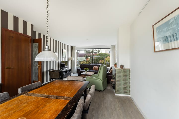 Foto 23 van Vredeman de Vriesstraat 6