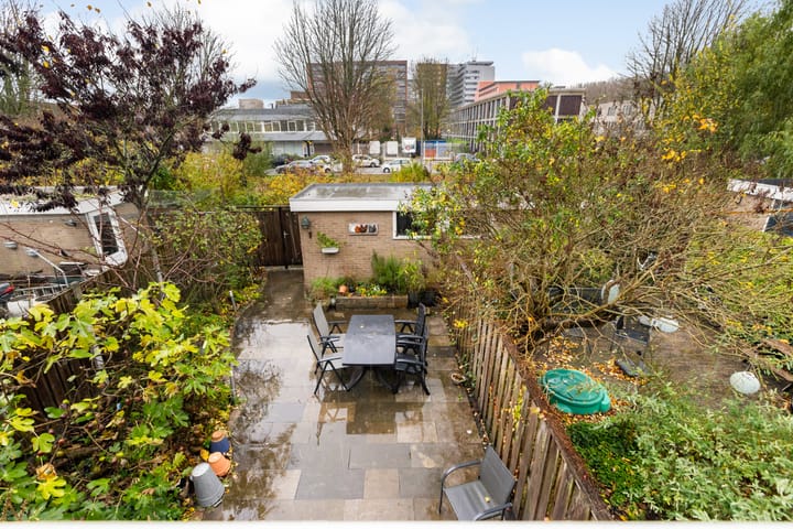 Foto 3 van Vredeman de Vriesstraat 6