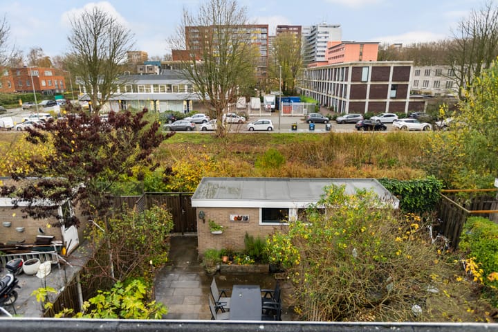 Foto 60 van Vredeman de Vriesstraat 6