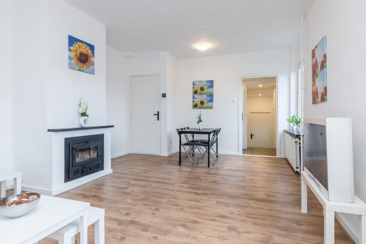 Photo 7 of Rector Meussenstraat 29