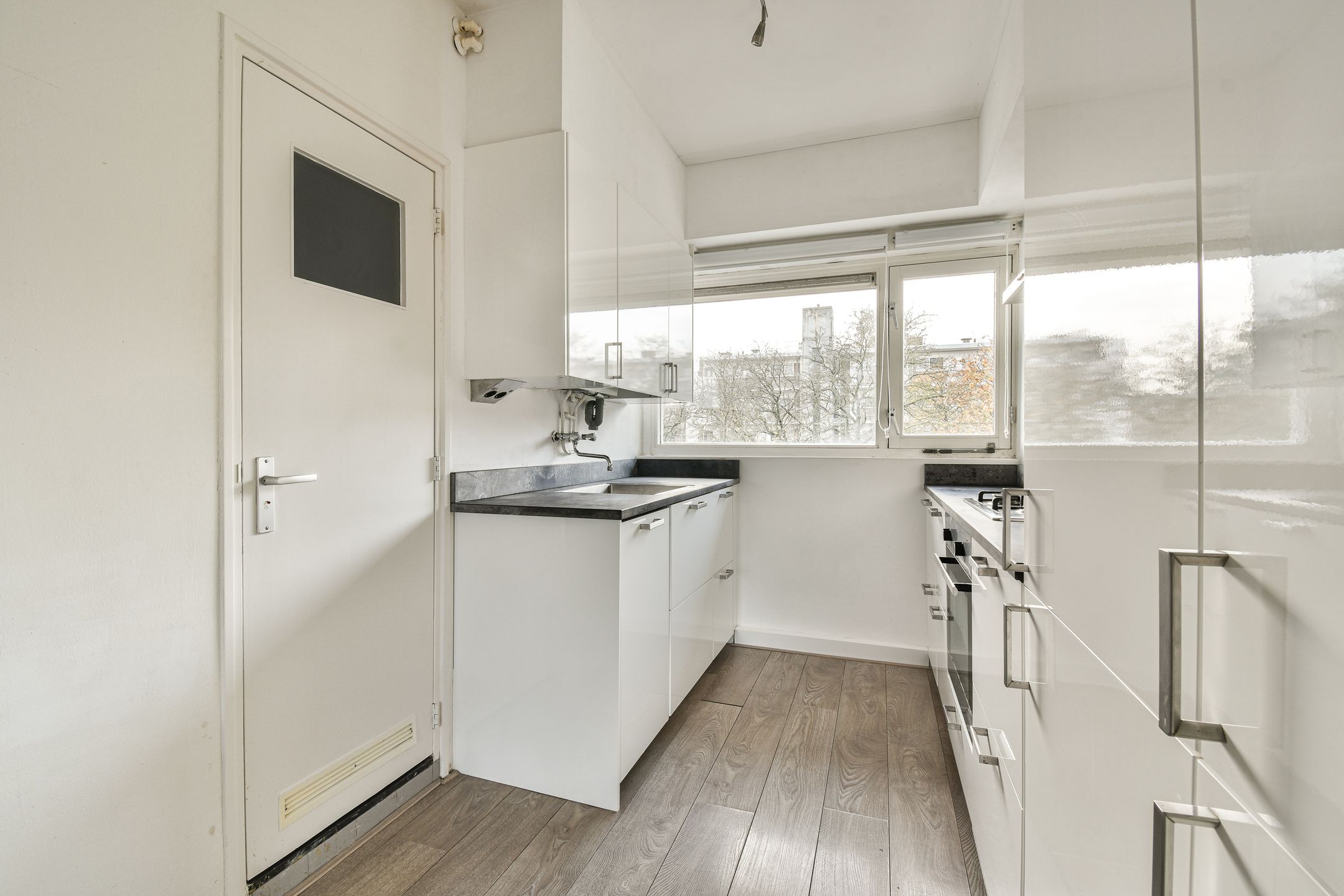 Foto 6 van Heringa-State 19